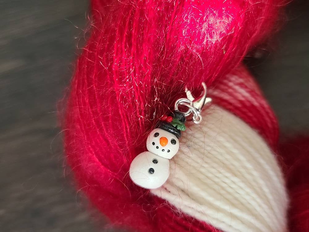 Holiday Yarn Wreath knit gift set - Prismatic Fiber Arts
