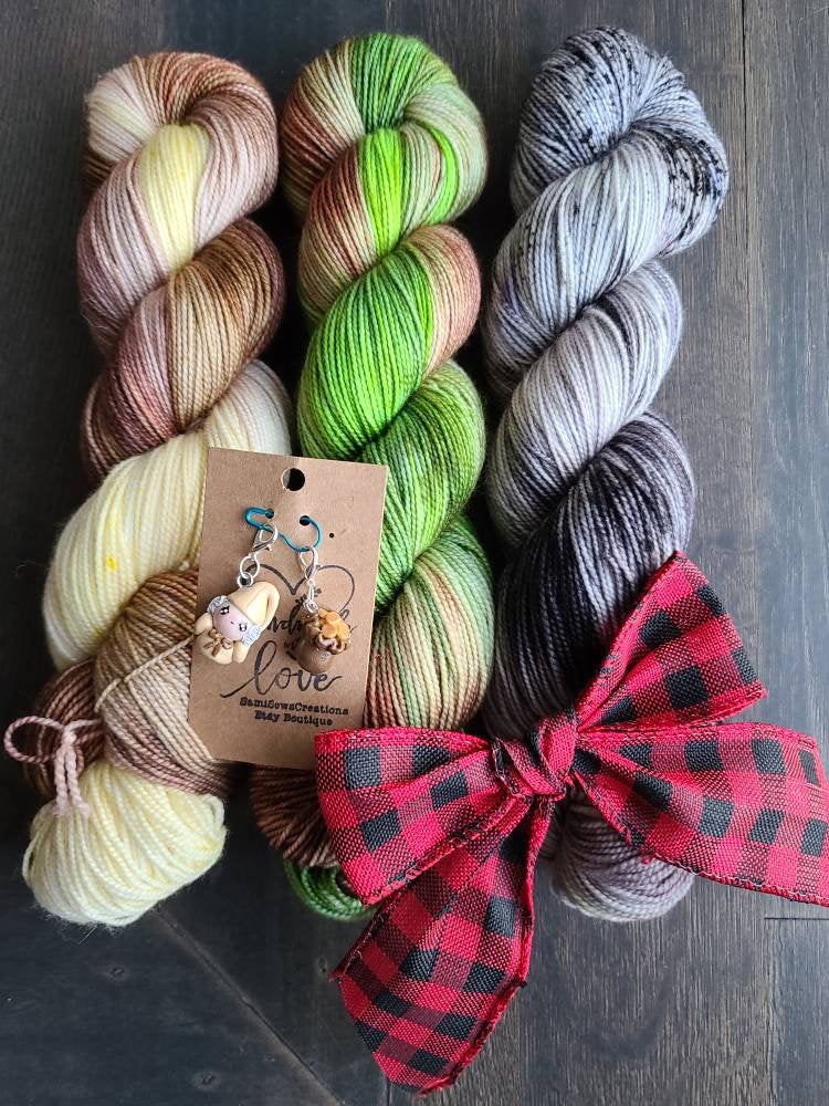 Bah Humbug shawl yarn kit - Prismatic Fiber Arts