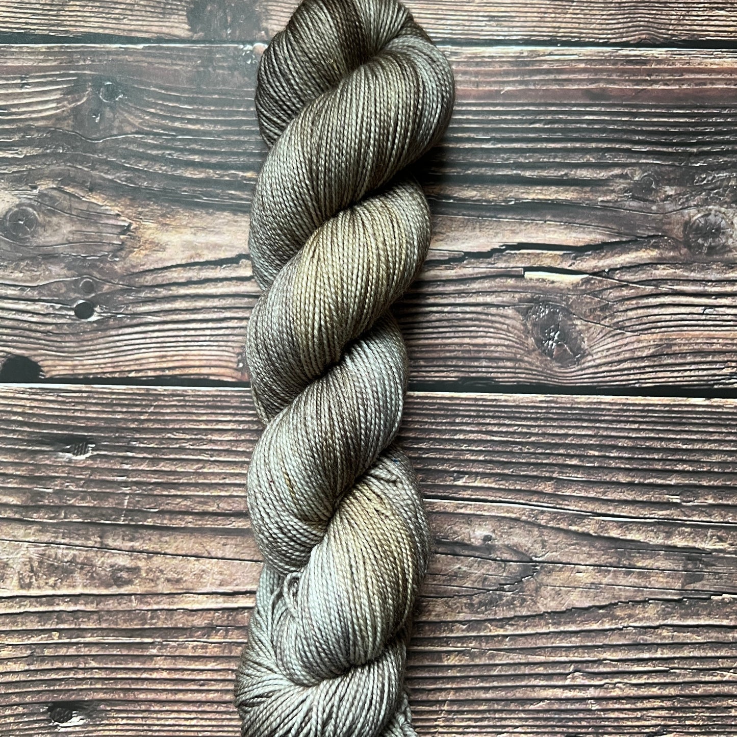 Horseshoe - Prismatic Fiber Arts