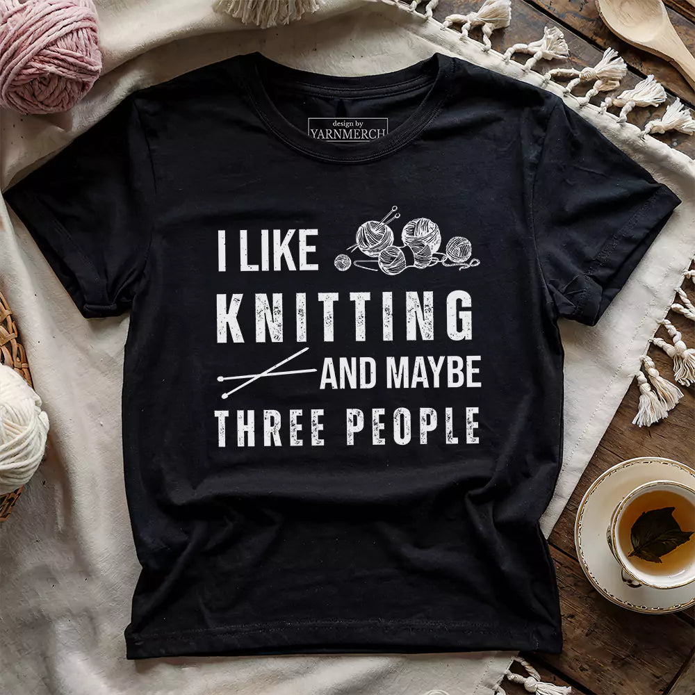 Knitting & 3 People t-shirt - Prismatic Fiber Arts