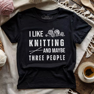 Knitting & 3 People t-shirt - Prismatic Fiber Arts