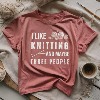 Knitting & 3 People t-shirt - Prismatic Fiber Arts