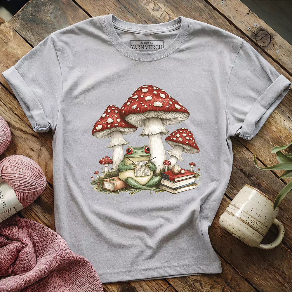 Knitting Frog T-shirt - Prismatic Fiber Arts