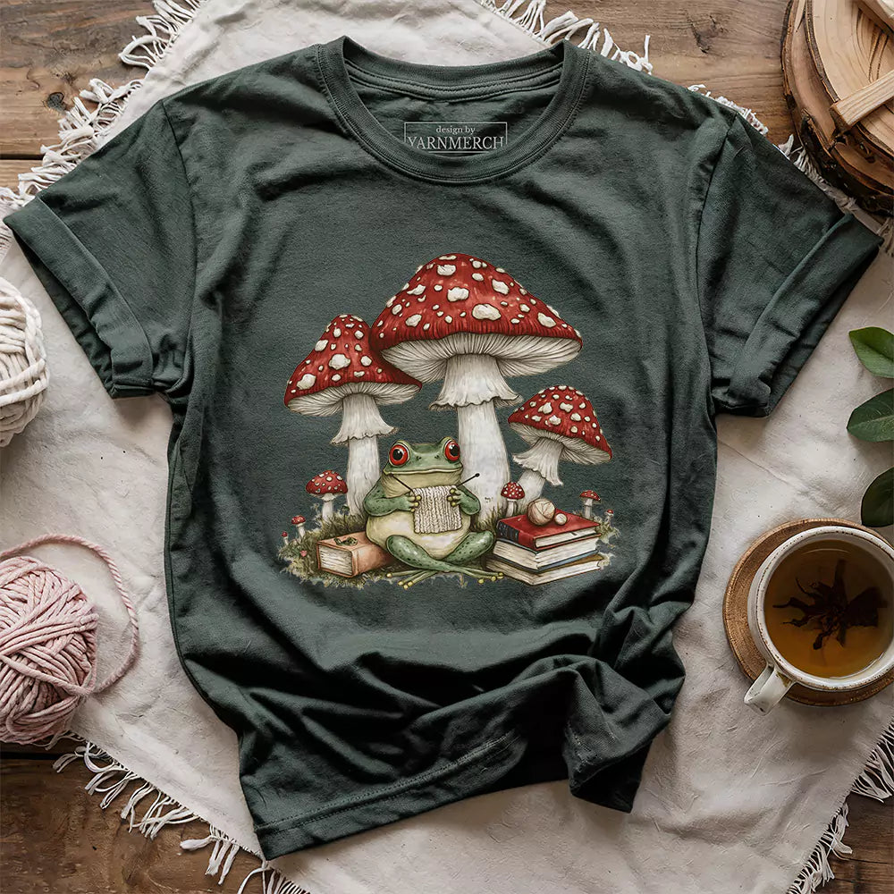 Knitting Frog T-shirt - Prismatic Fiber Arts
