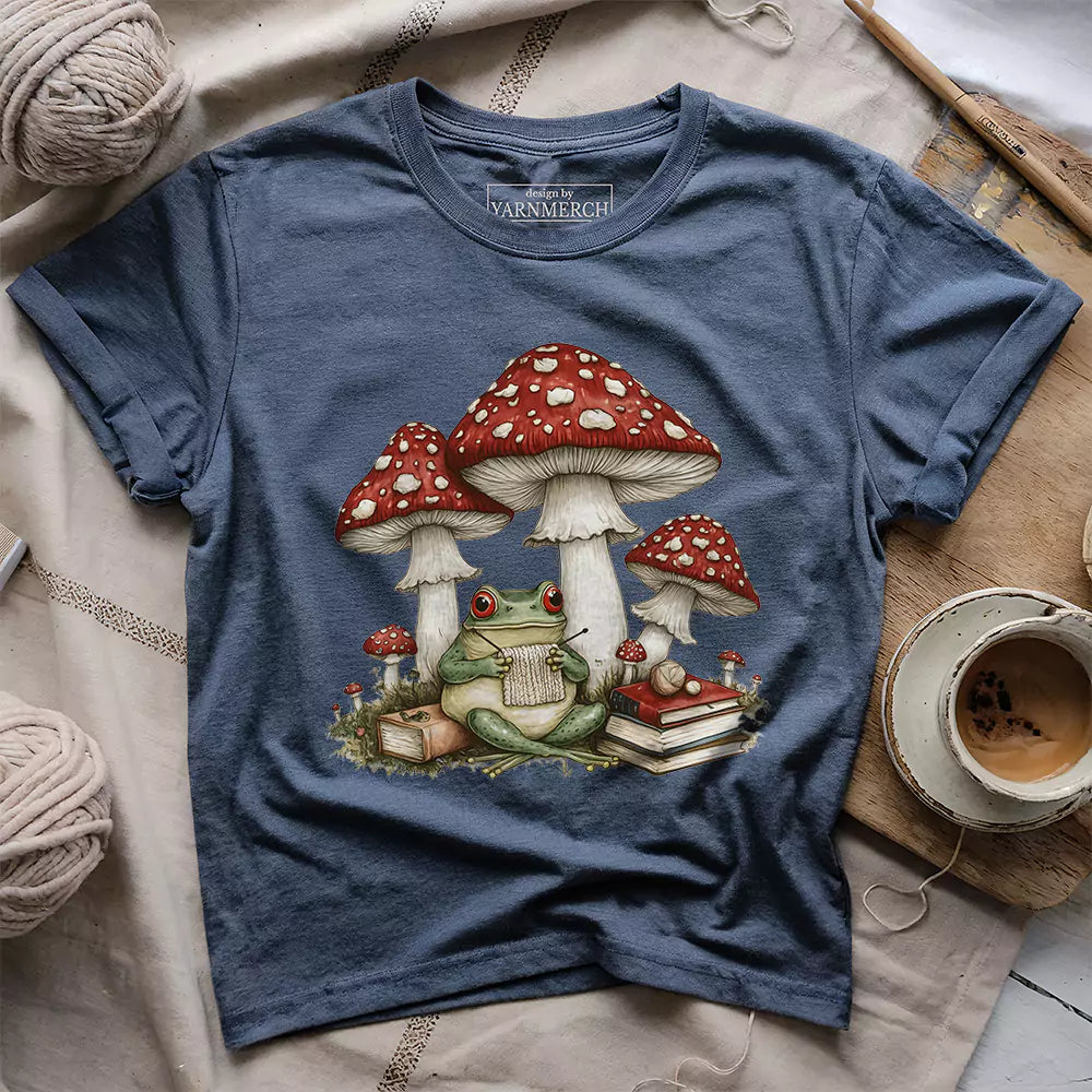 Knitting Frog T-shirt - Prismatic Fiber Arts