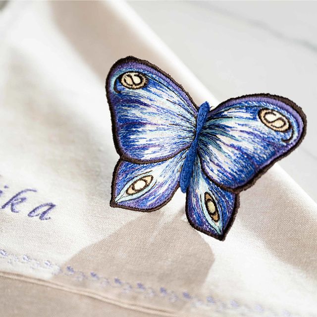HUSQVARNA® VIKING® DESIGNER QUARTZ™ 29 Sewing & Embroidery Machine - Prismatic Fiber Arts