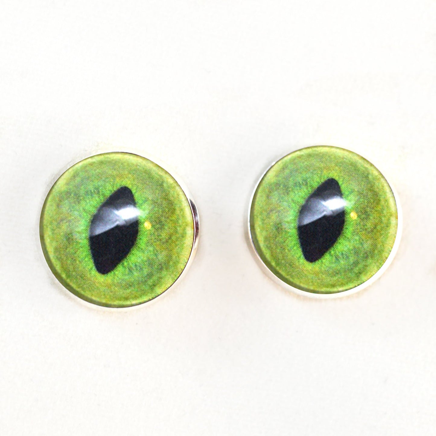 Pale Green Cat Sew-On Button Glass Eyes - Prismatic Fiber Arts