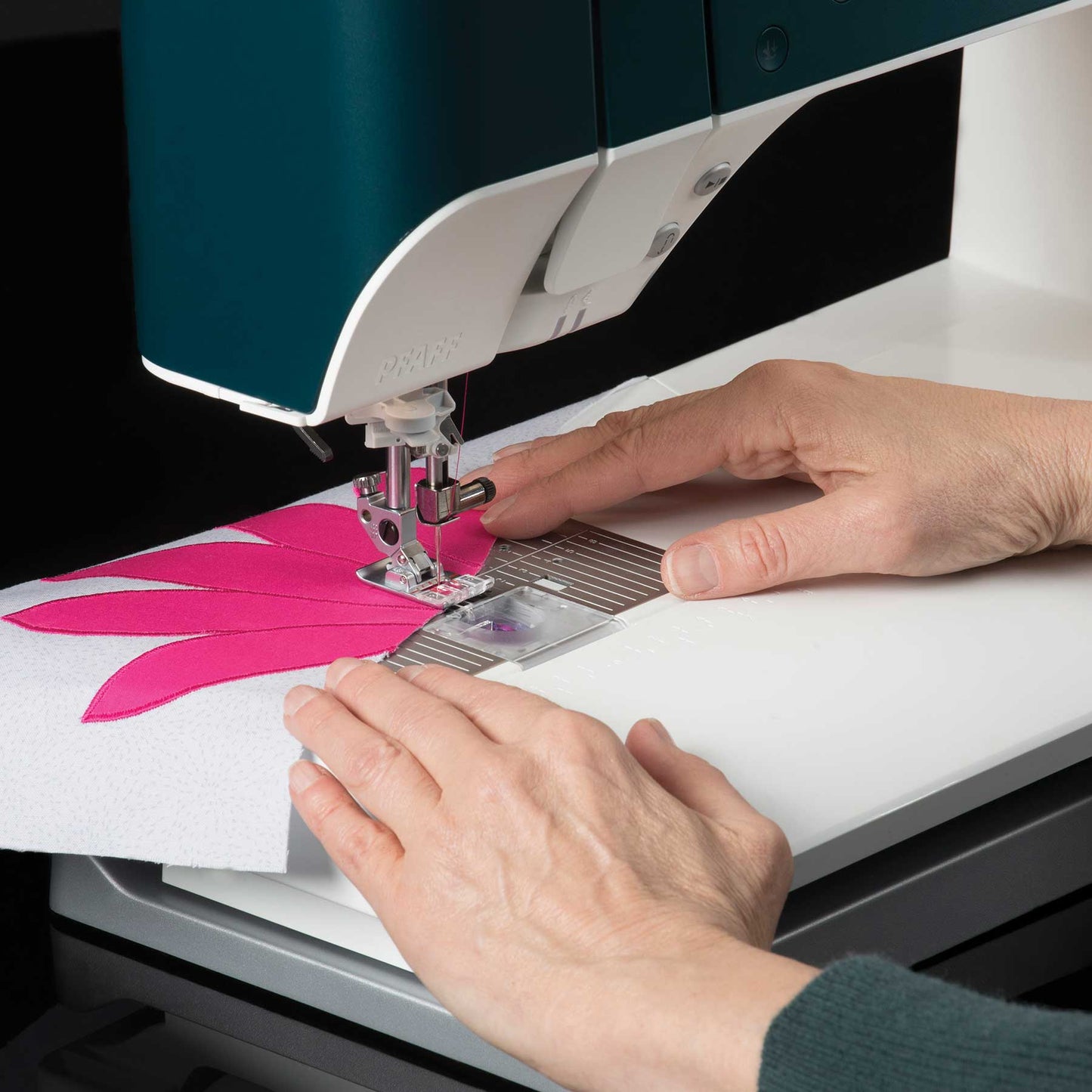 PFAFF® performance icon™ Sewing Machine - Prismatic Fiber Arts