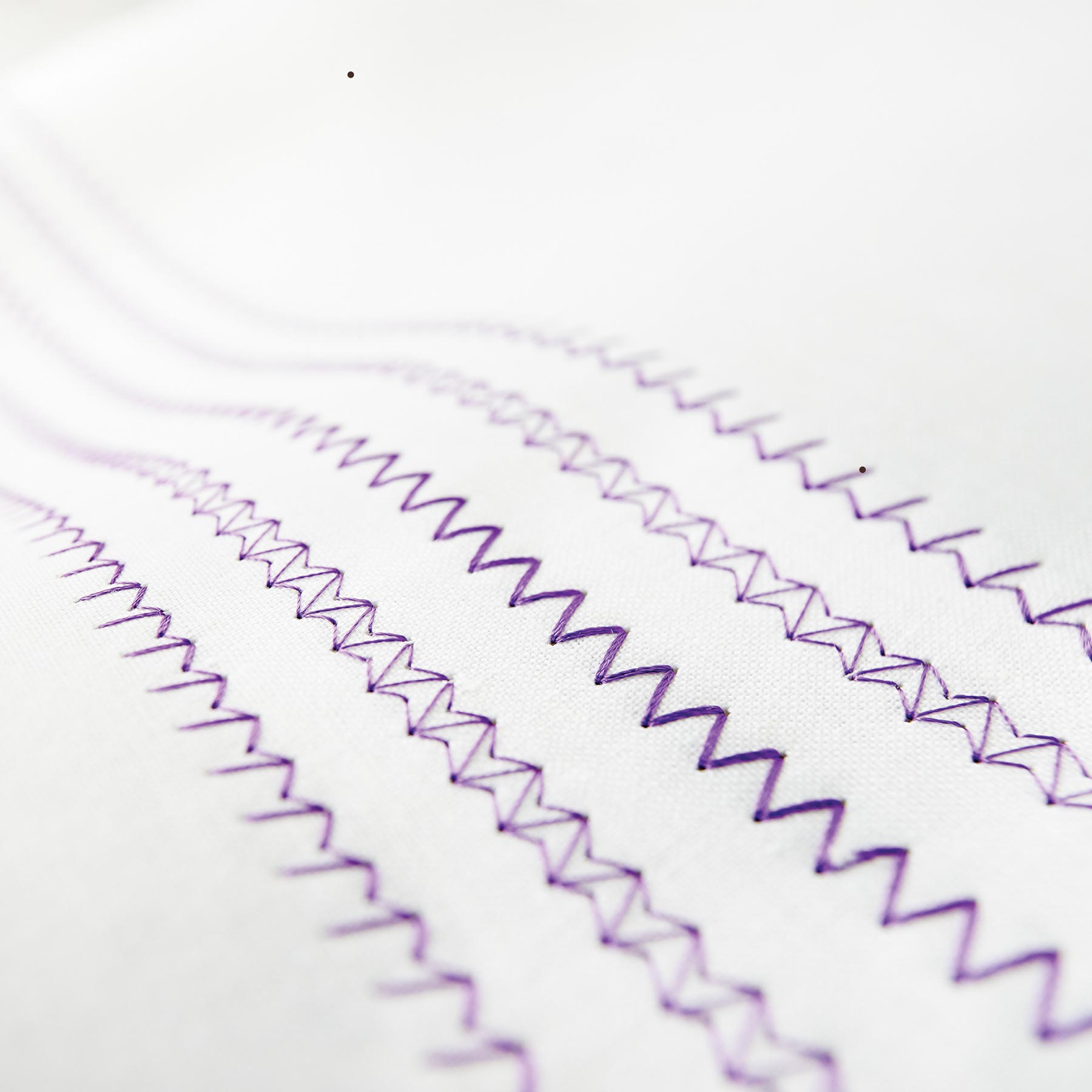 PFAFF® select™ 4.2 Sewing Machine - Prismatic Fiber Arts