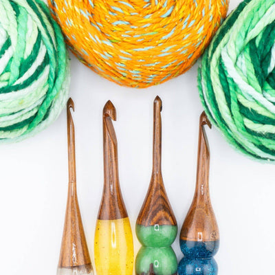Sparkle Rosewood Crochet Hook - Prismatic Fiber Arts
